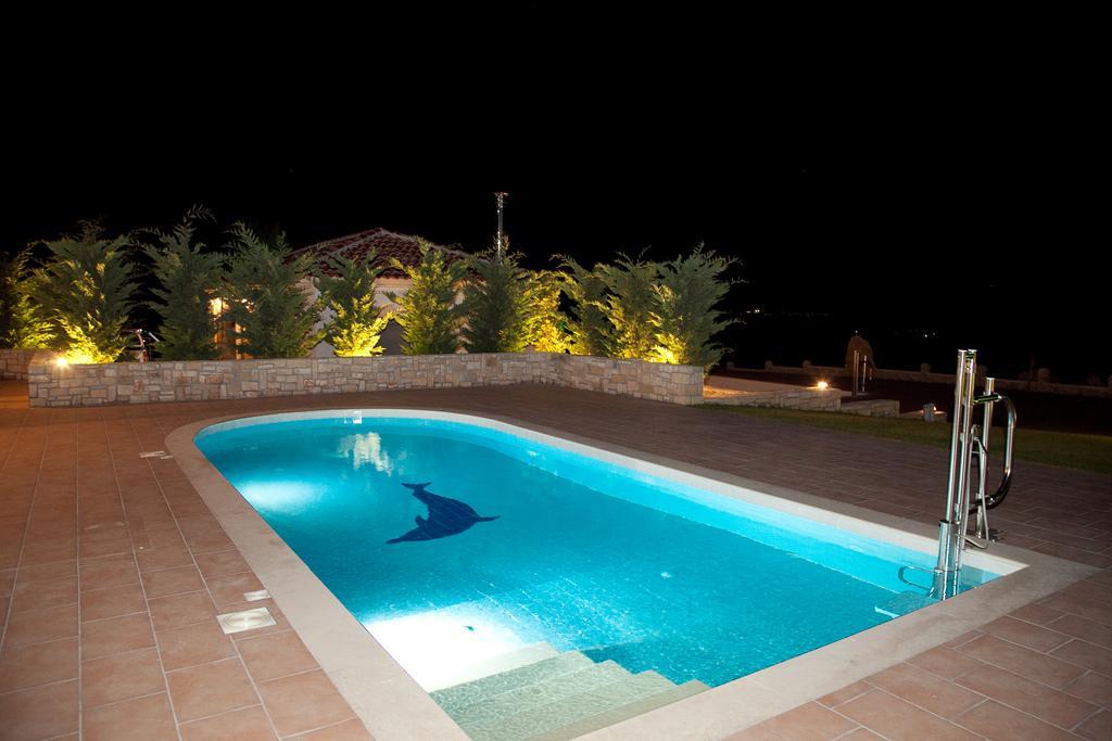 Ameadros Resort Mantzavináta 외부 사진