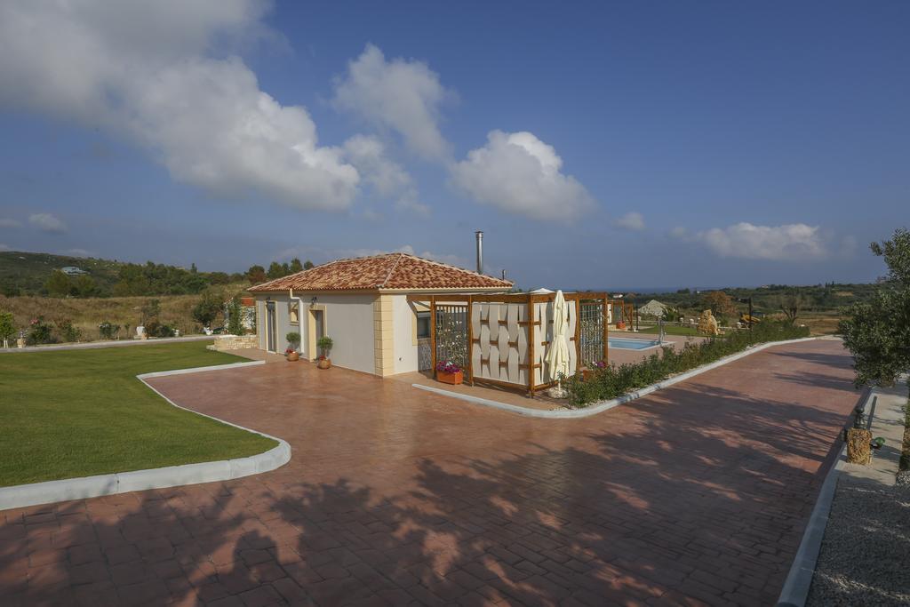 Ameadros Resort Mantzavináta 외부 사진